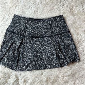 RARE: Lost in Pace Lululemon Skirt